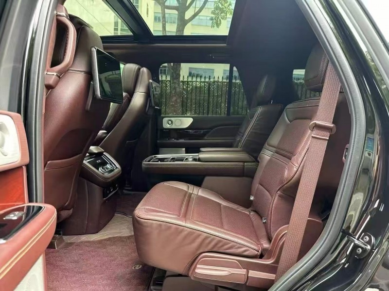 广州22年林肯领航员4