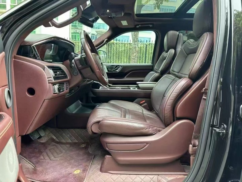 广州22年林肯领航员6