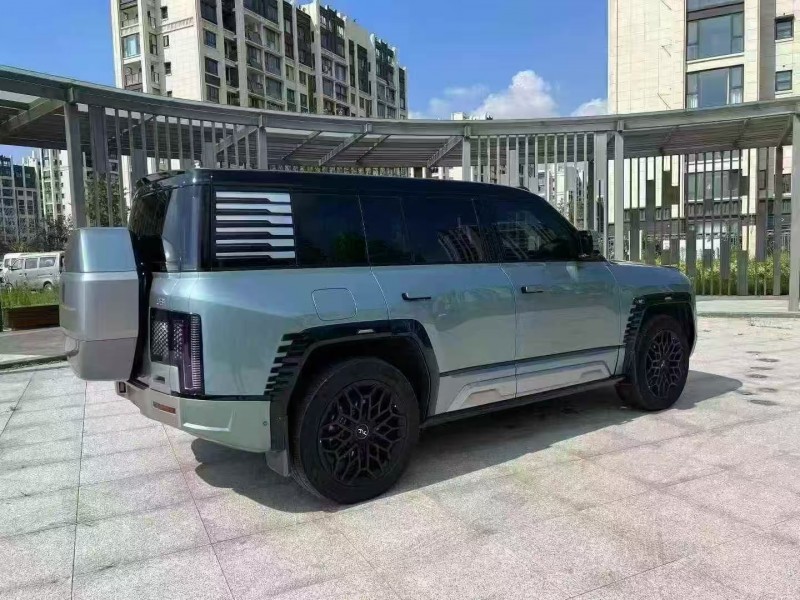 广州24年比亚迪仰望U84