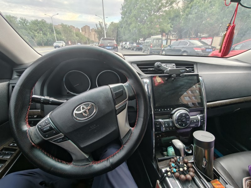 天津13年丰田锐志8