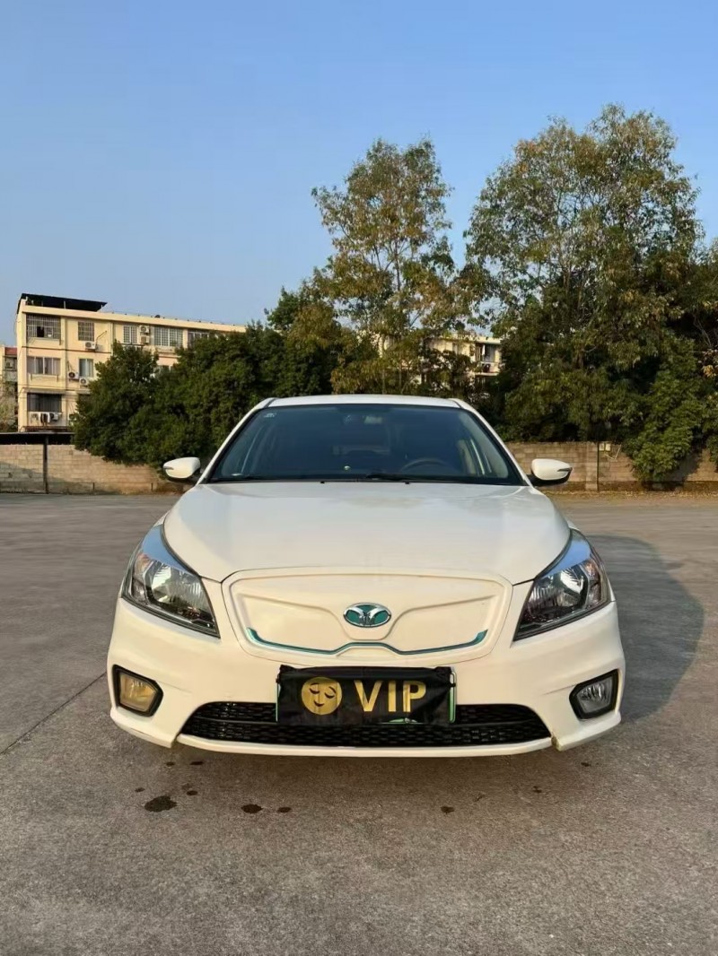 广州18年起亚华骐1