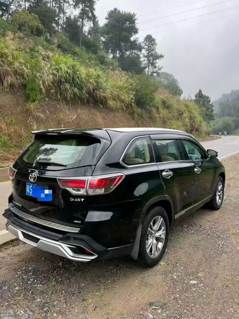 广州16年丰田汉兰达4