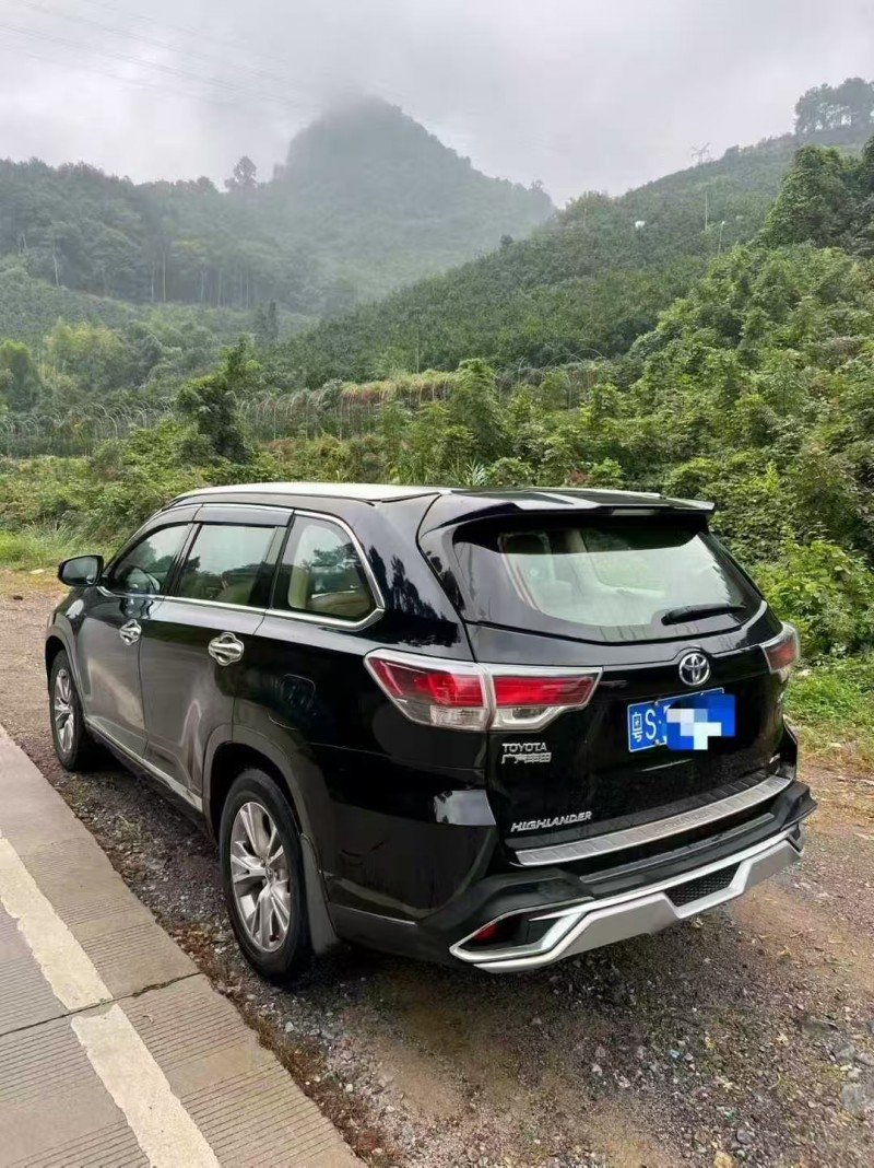 广州16年丰田汉兰达5