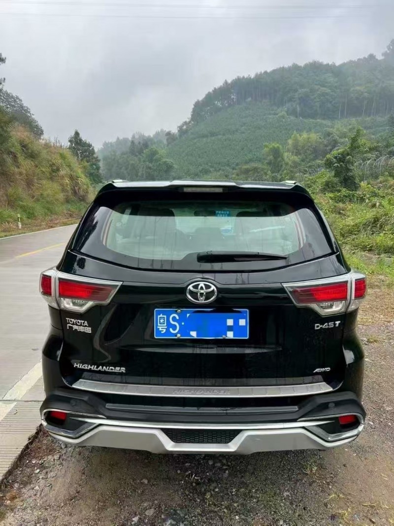 广州16年丰田汉兰达9