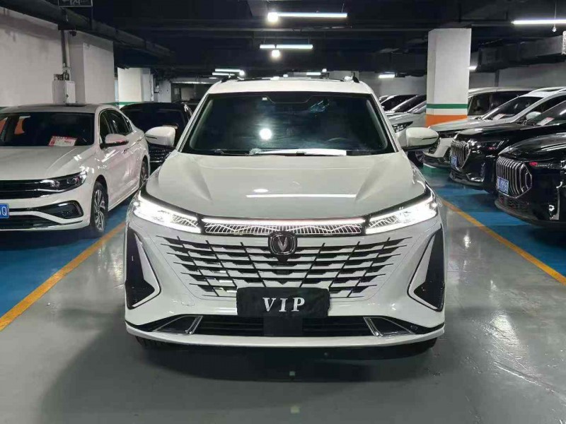 成都24年长安汽车CS751