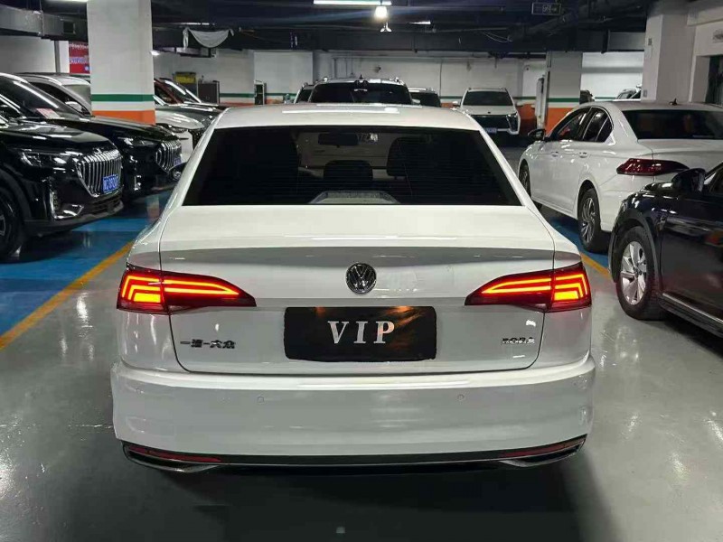 成都19年大众宝来8