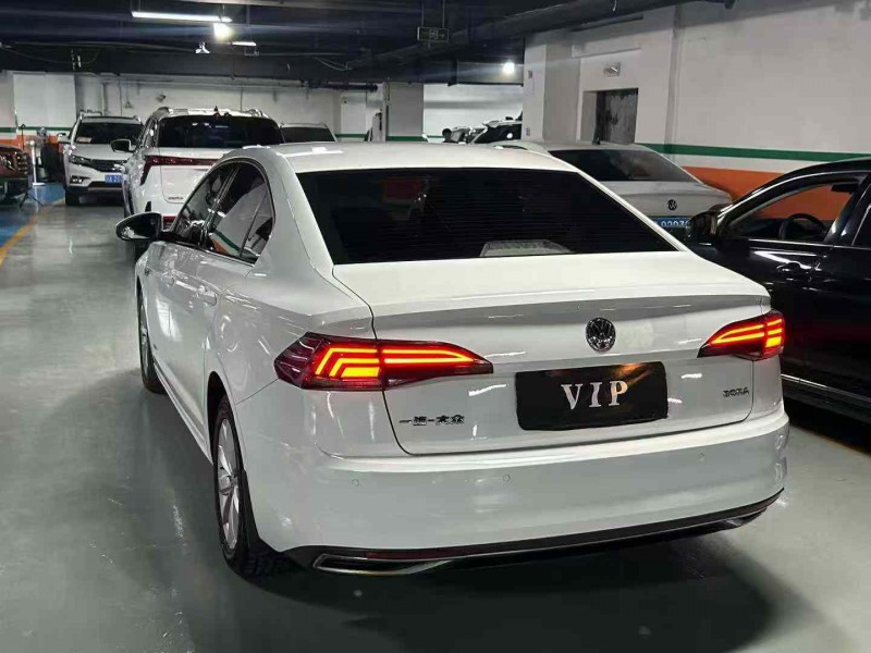 成都19年大众宝来9