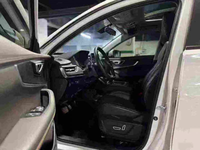 成都24年奇瑞瑞虎4