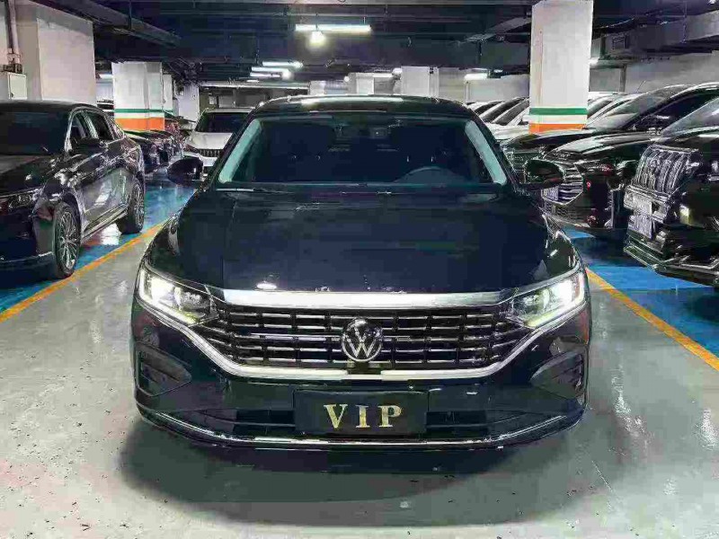 成都25年大众帕萨特1