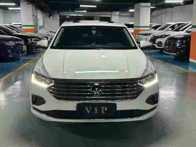 成都23年大众朗逸1