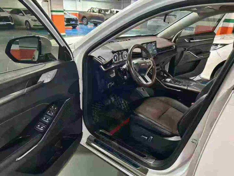 成都22年哈弗H65