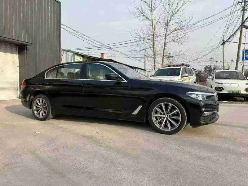 徐州17年宝马5系2