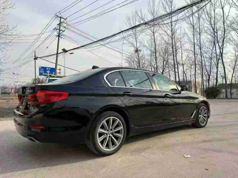 徐州17年宝马5系8