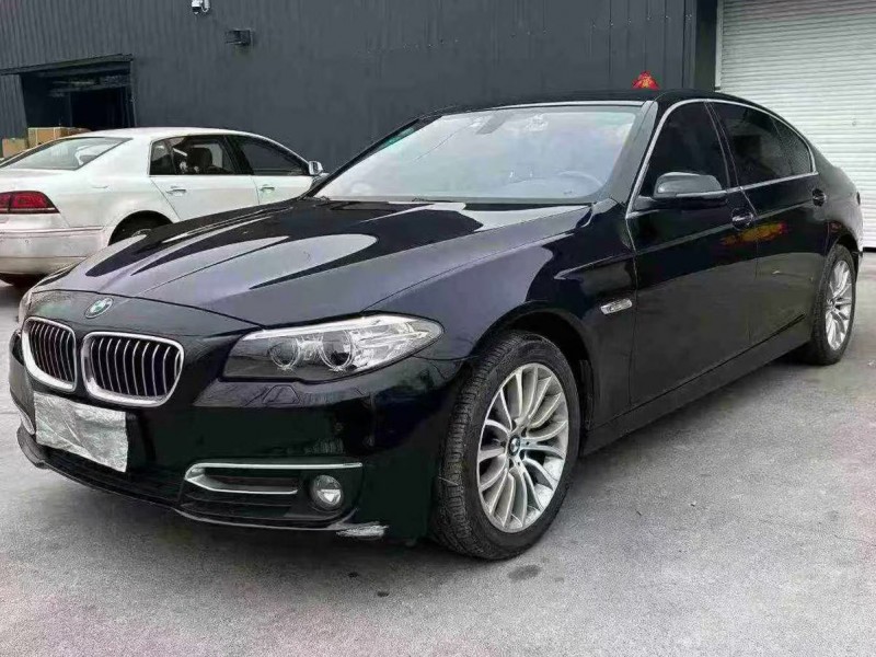 徐州17年宝马5系3