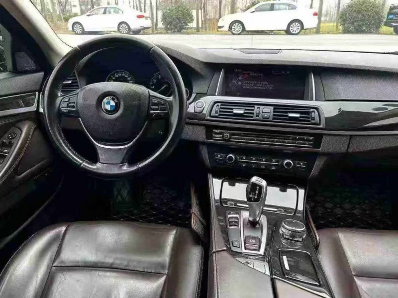 徐州17年宝马5系8