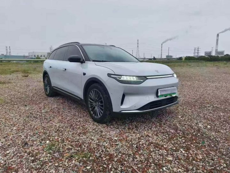 苏州24年零跑汽车C112