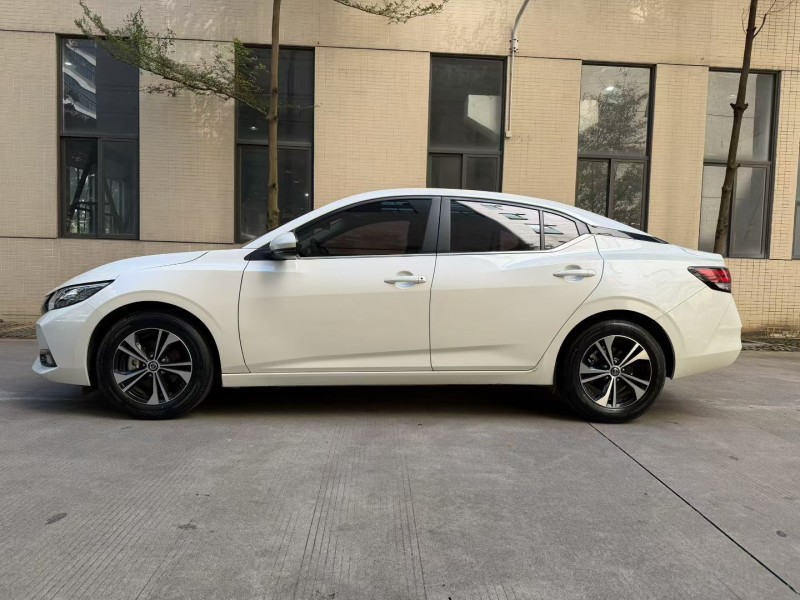 佛山22年日产轩逸4