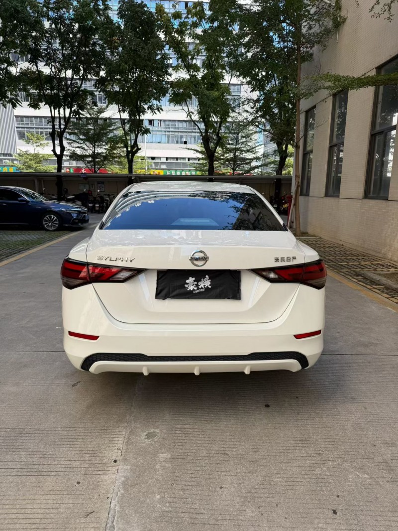 佛山22年日产轩逸5