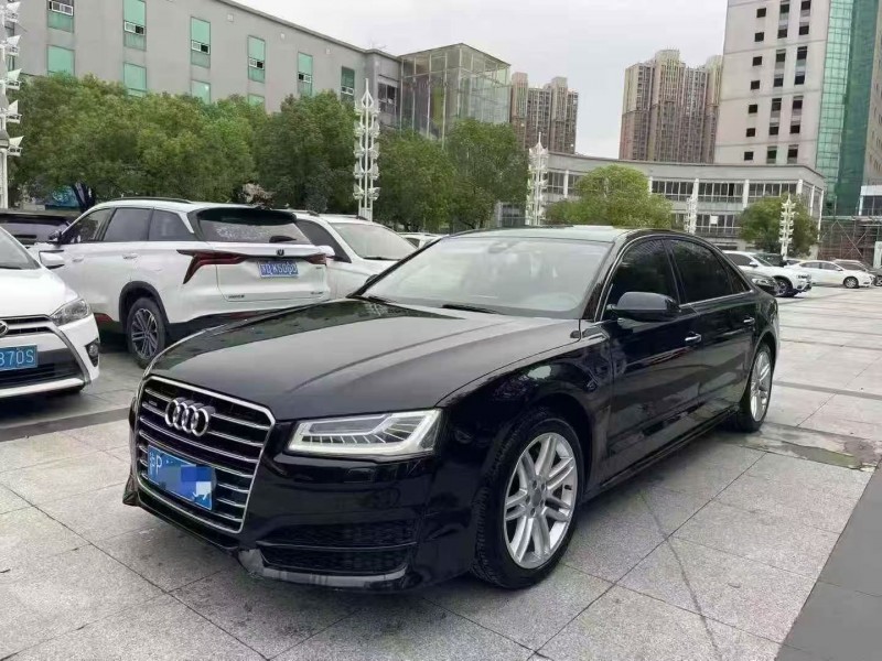 泰州17年奥迪A8L3