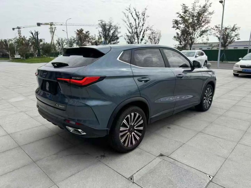 南京23年长安汽车欧尚7