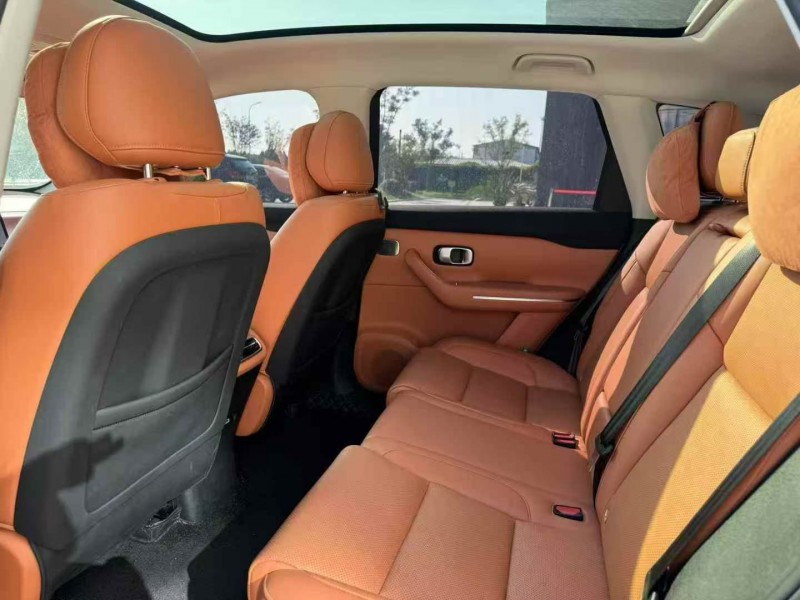 苏州24年零跑汽车C105