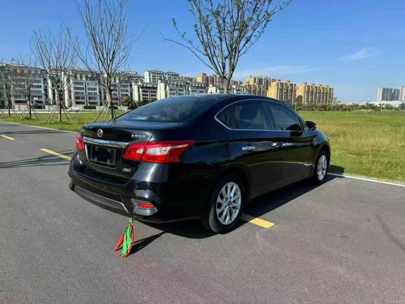 常州18年日产轩逸9