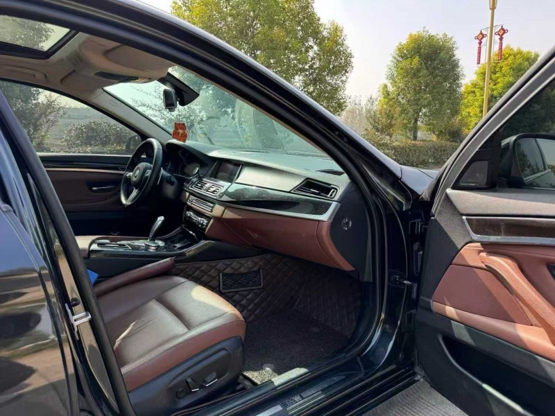 盐城16年宝马5系9