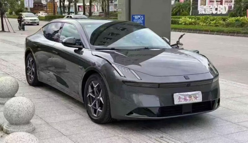 广州25年领克Z102