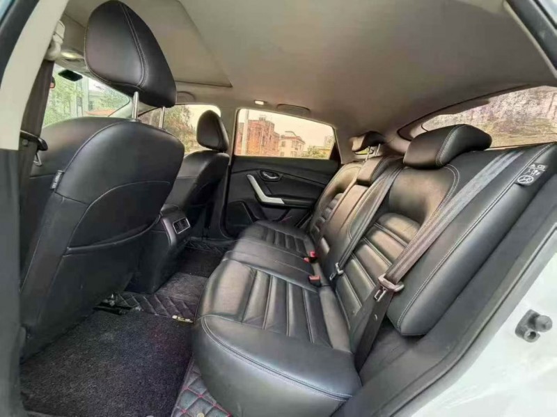 深圳17年启辰T906