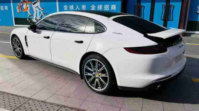 深圳21年保时捷帕拉梅拉7