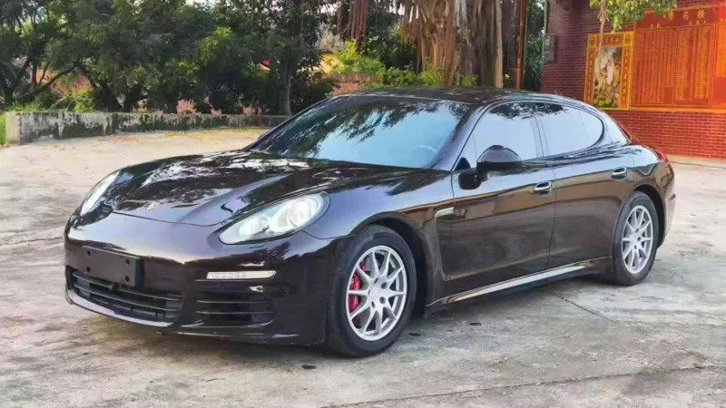 珠海15年保时捷帕拉梅拉2