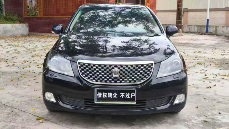 深圳12年丰田皇冠1