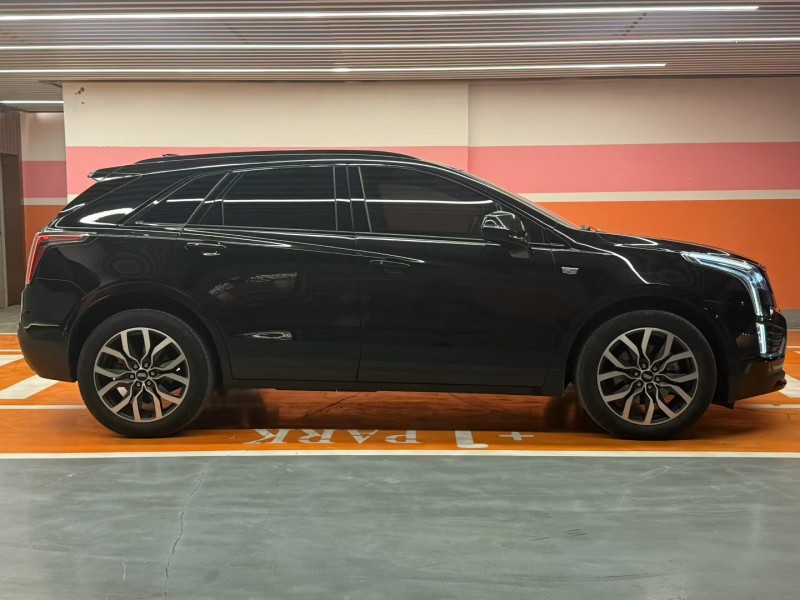 长沙22年凯迪拉克XT59