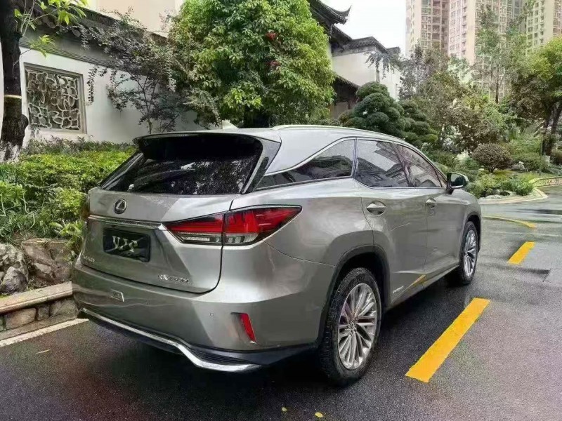 珠海21年雷克萨斯RX8