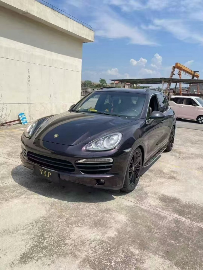 景德镇11年保时捷卡宴3