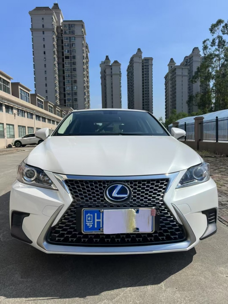 江门21年雷克萨斯CT1