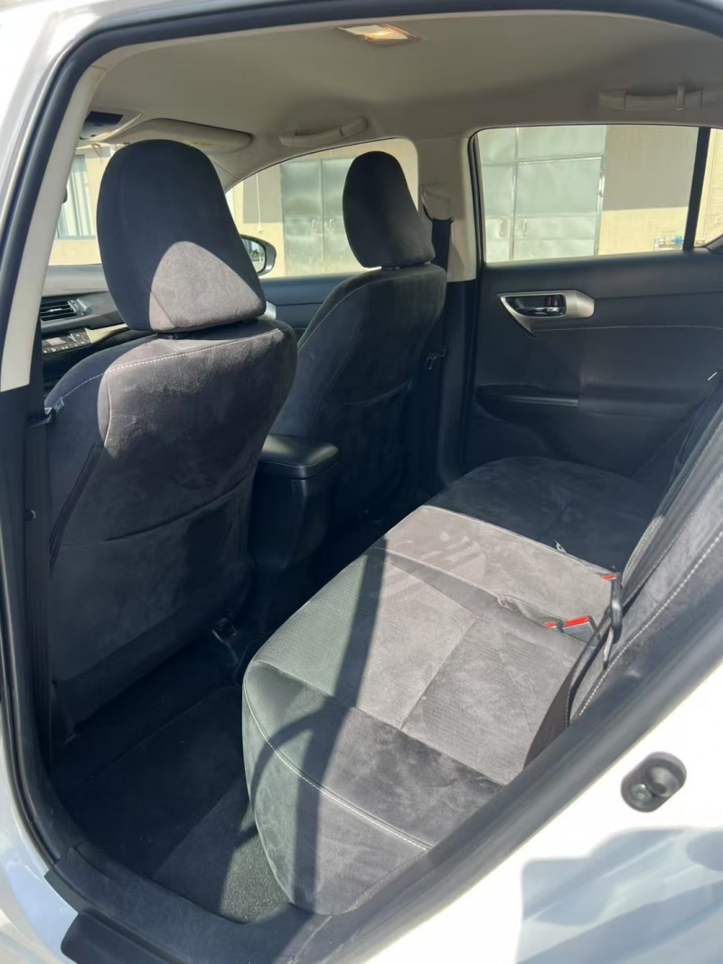 江门21年雷克萨斯CT5