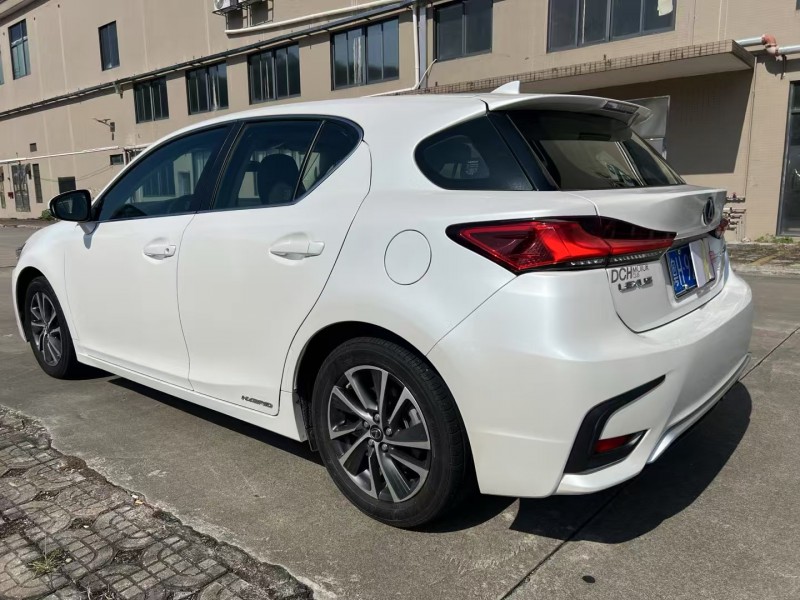 江门21年雷克萨斯CT7