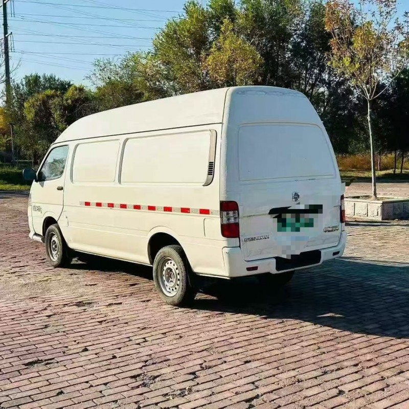 青岛22年中通世嘉8