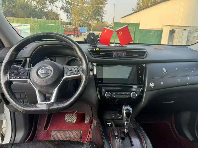 烟台20年日产奇骏4