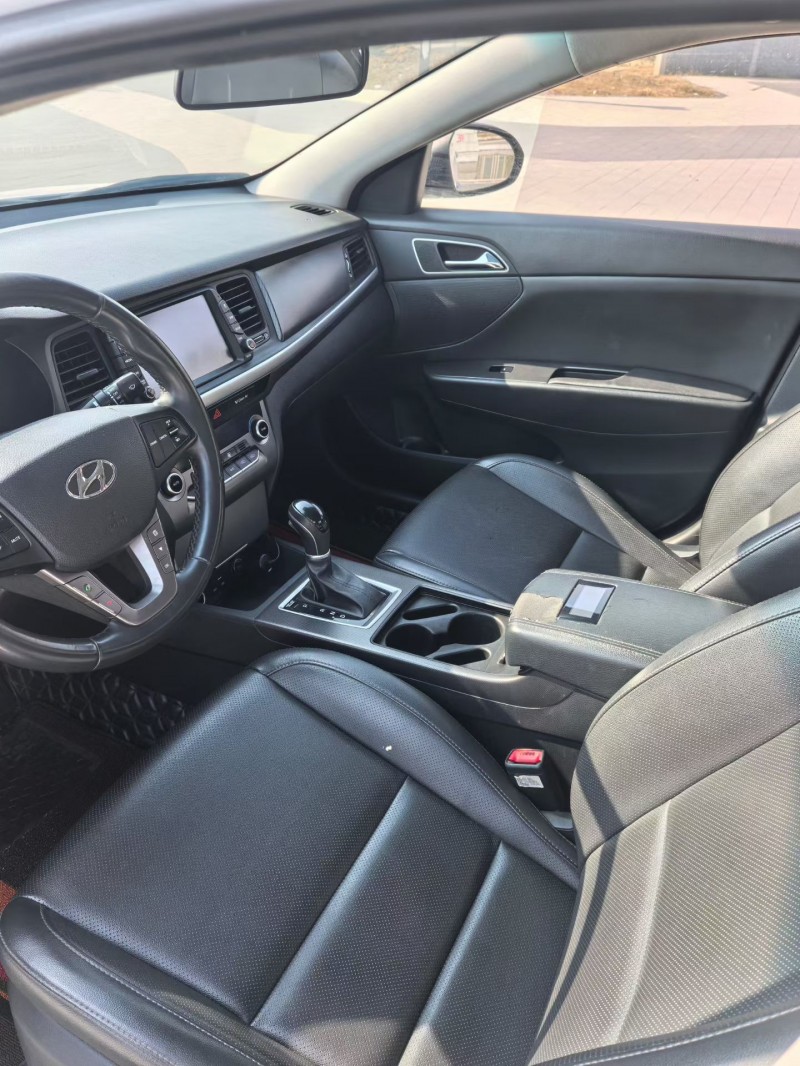 菏泽19年现代名图8