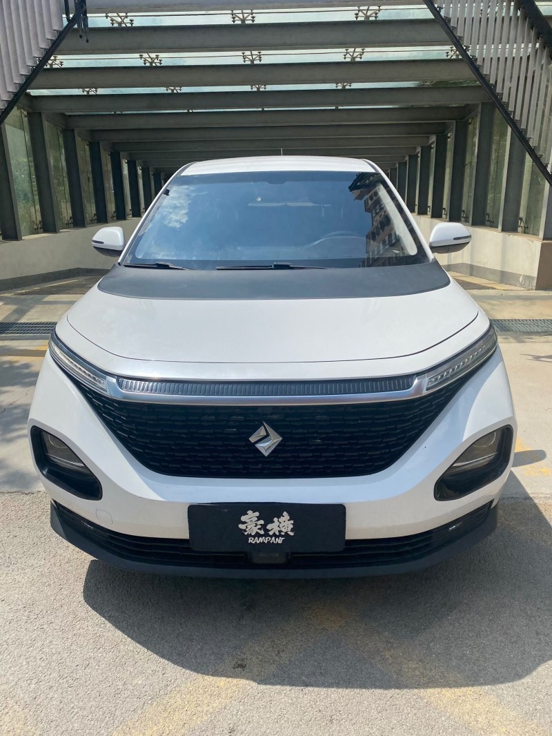 菏泽19年宝骏rm51