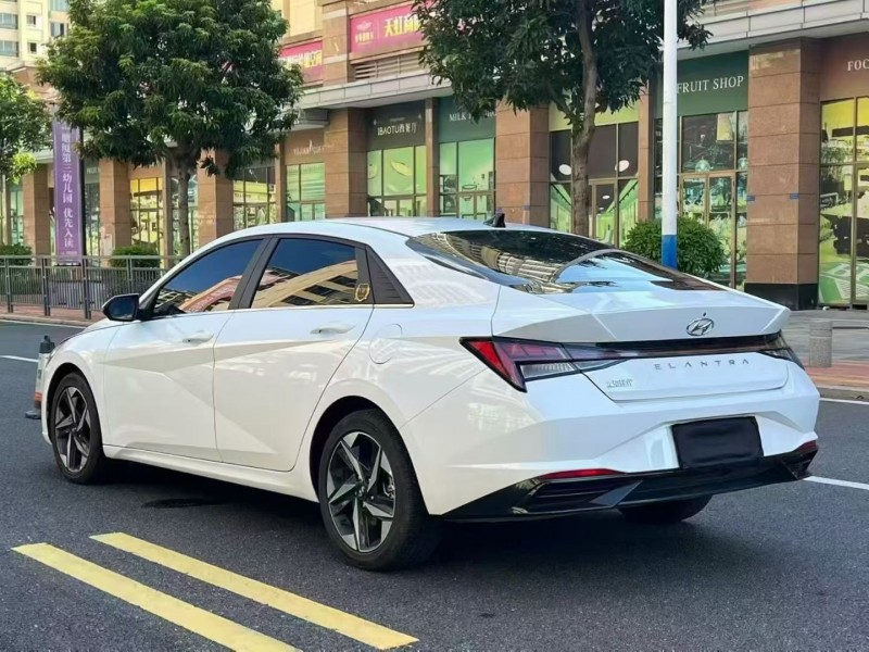 东莞23年现代伊兰特7