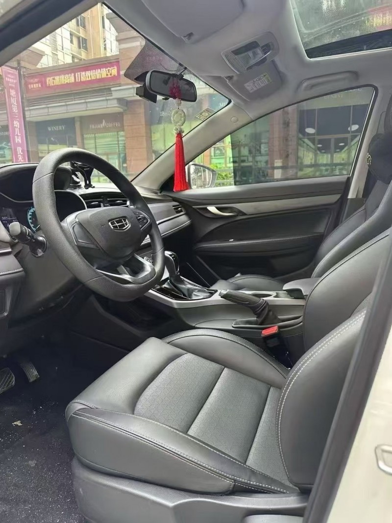 东莞22年吉利帝豪4