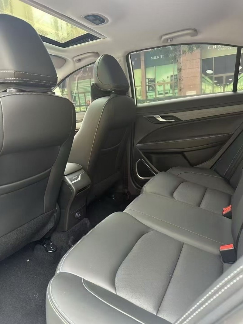 东莞22年吉利帝豪6