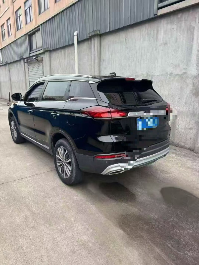 湖州20年吉利博越7