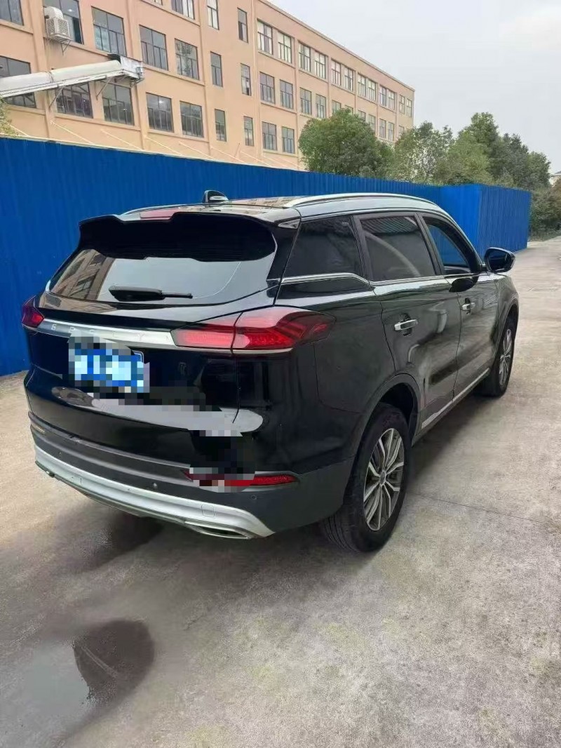 湖州20年吉利博越8