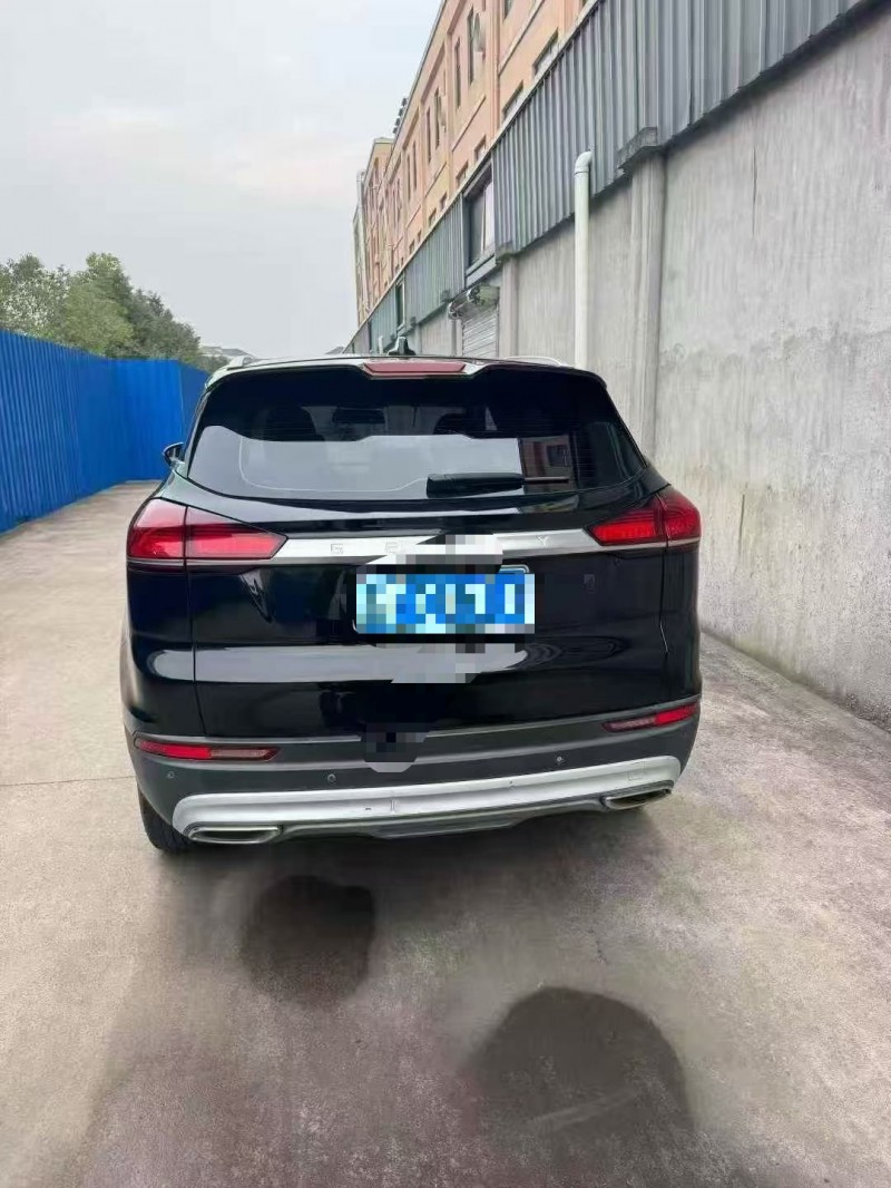 湖州20年吉利博越9