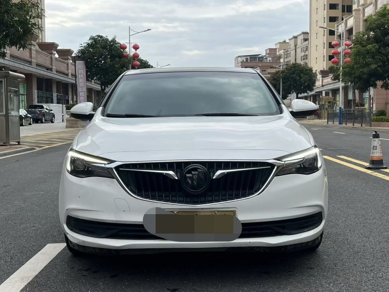 东莞19年别克英朗1