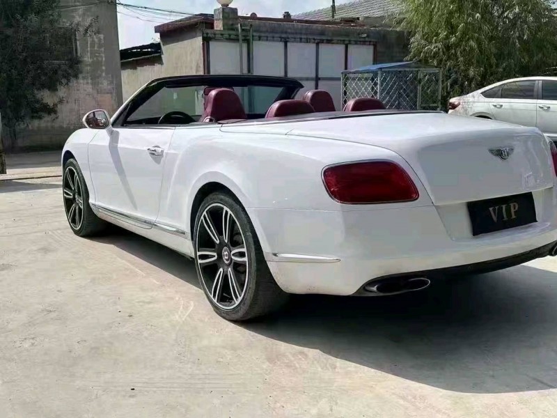 济宁14年宾利欧陆5